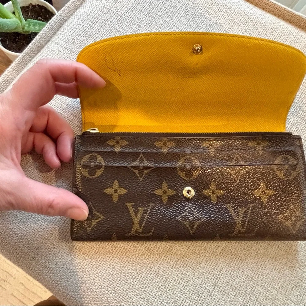 Louis Vuitton Dark Brown Monogram Clutch - Picture 2 of 12